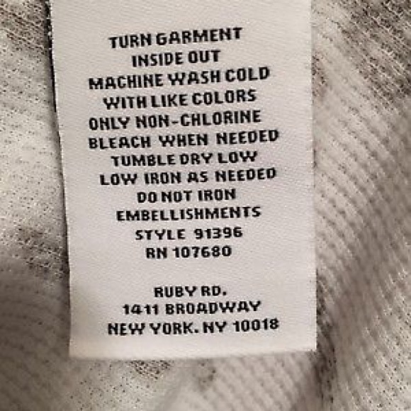 Ruby Rd. Medium Waffle Knit Animal Print Top - Picture 5 of 6